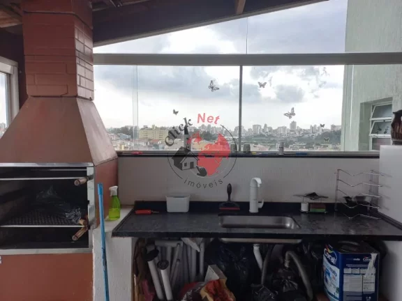 Imagem Cobertura em Prédio Sem, 2 dorms com móveis planejados, sacada, quintal com churras , 2 vagas, Bairro Vila Camilópolis, Santo André