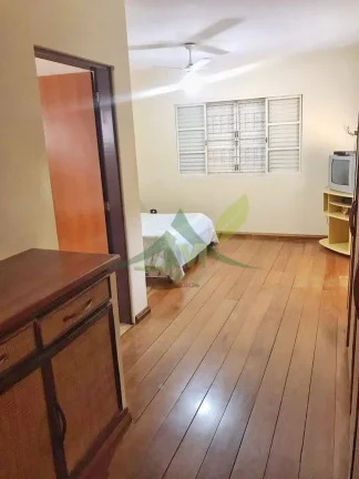 Imagem Sobrado Completo com Infinitas Possibilidades em Jardim Maristela