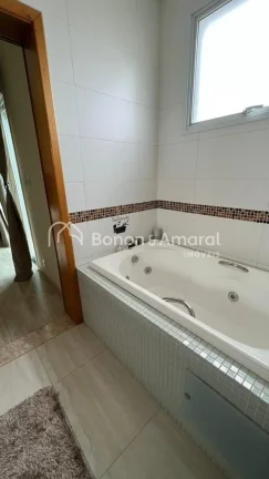 Imagem Esta espetacular residência oferece todo o conforto e comodidade que você procura. Com quatro quar...