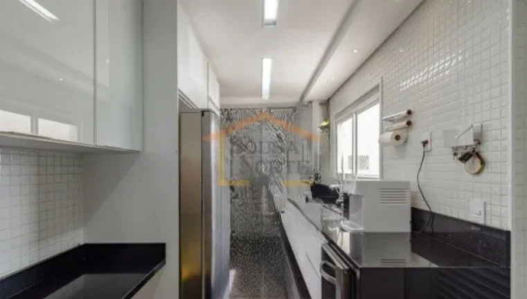 Imagem Apartamento de alto padrão à venda, porteira fechada, com 162 m² de área privativa, localizado e...