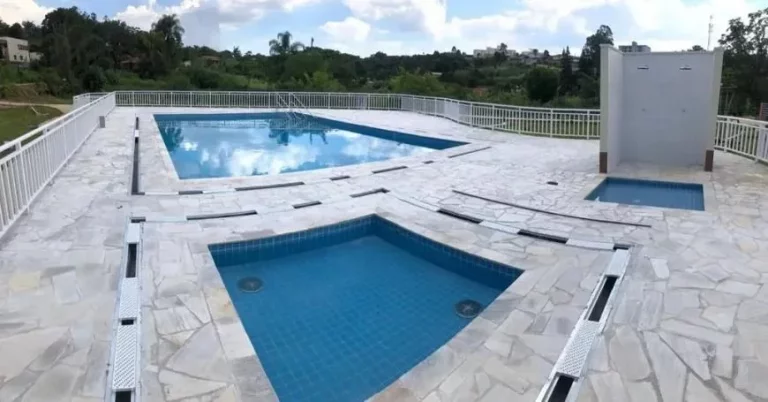 Imagem Sobrado com 2 dormitórios à venda, 118 m² por R$ 550.000,00 - Parque Santa Rosa - Suzano/SP