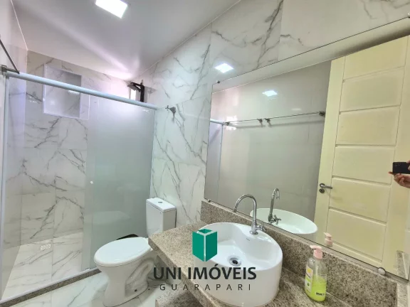 Imagem Casa à venda na Praia do Morro - Guarapari com 3 suítes, piscina e ótima localização.