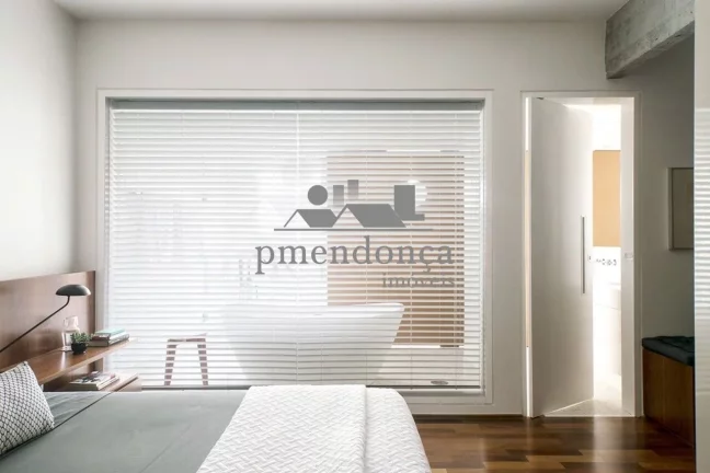 Imagem Lindo apartamento reformado com 1 suíte e 2 vagas, 140m².3