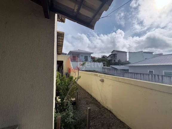 Imagem Casa duplex, 3 quartos, 300m², Condomínio dos Pássaros - Cabo Frio