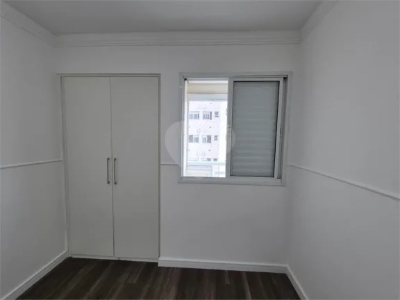 Imagem Apartamento à venda com 2 quartos, sendo 1 suíte, no condomínio Oásis Residencial Club Lapa, São Paulo - SP