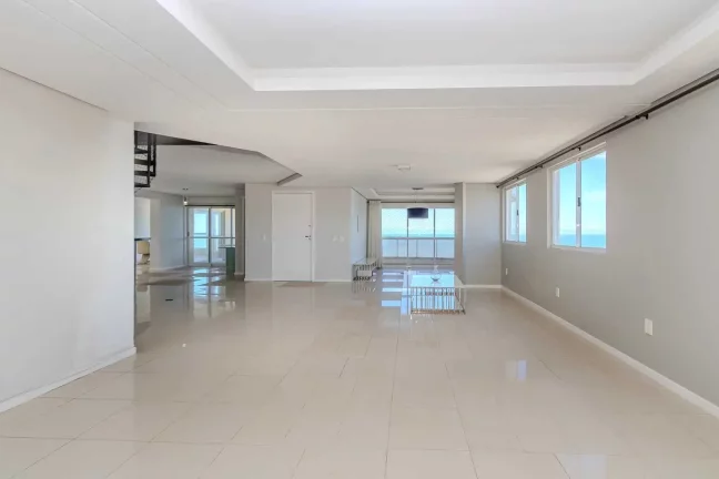 Imagem Cobertura triplex mobiliado com 5 suítes 3 vagas em Balneário Camboriú/SC
