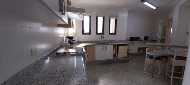 Imagem Ed. Lygia Guidotti Alves- Centro - Alto padrão, 1 por andar, 256 m² de área útil, com 4 dormitó...