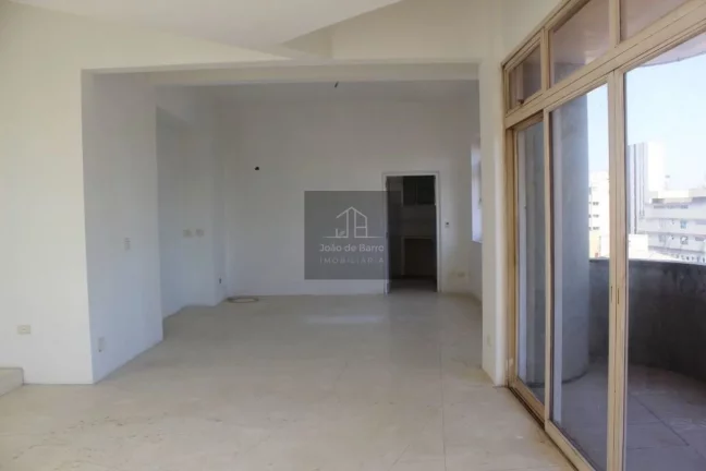 Imagem Cobertura com 642m² em Higienopolis