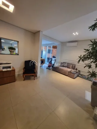 Imagem Este moderno sobrado, bem localizado dentro do condomínio, oferece 2 quartos, sendo uma suíte com ...