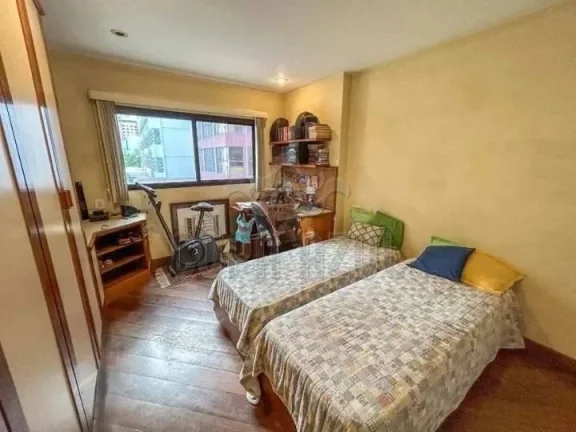 Imagem Leblon – Rua Almirante Guilhem | Residencial › Apartamento 3 quarto(s) à Venda