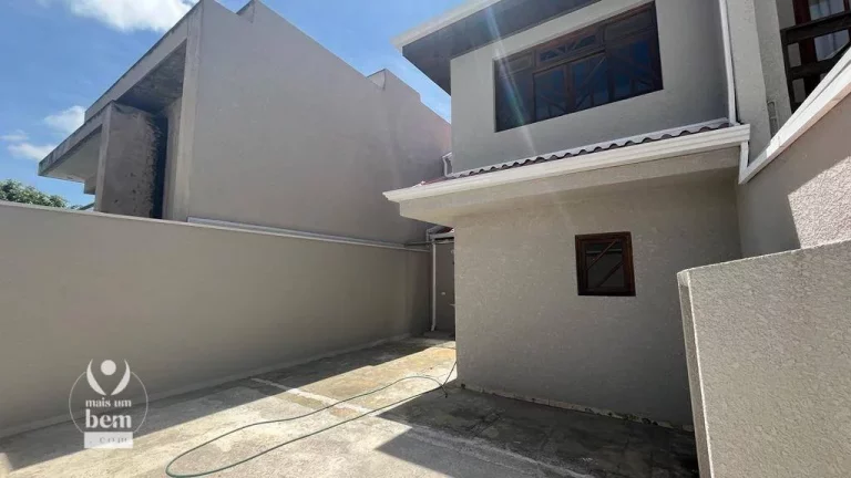 Imagem Sobrado com 5 quartos à venda, 254 m² por R$ 961.000 - Atuba - Curitiba/PR