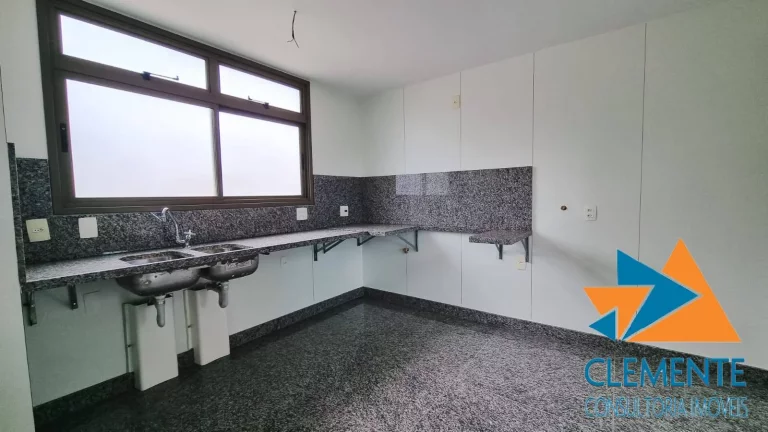 Imagem Excelente cobertura de 306 m² no Bairro São Pedro