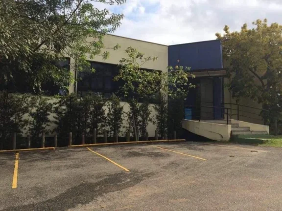 Imagem Casa no Res. Alpha 6 - 488m²