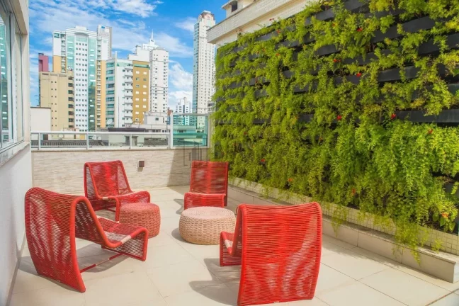 Imagem Apartamento Vista Mar com 4 dormitórios à venda no Centro de Balneário Camboriú/