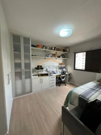 Imagem Apartamento alto padrão!! Todo mobiliado!
4 dormitórios, sendo 2 suítes, closet, sala ampla, saca...