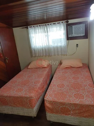 Imagem Casa tríplex em condomínio Venda - 3 quartos - Peró - Cabo Frio