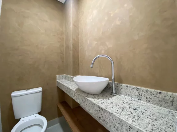 Imagem Sobrado duplex em villagio à venda com 2 suítes e Churrasqueira no bairro Campo Grande de Santos/SP