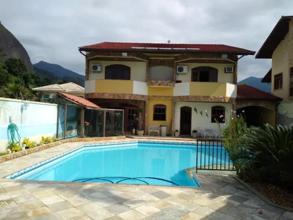 Imagem Casa Duplex para Venda em Rio de Janeiro, Jacarepaguá, 4 dormitórios, 4 suítes, 5 banheiros, 3 vagas