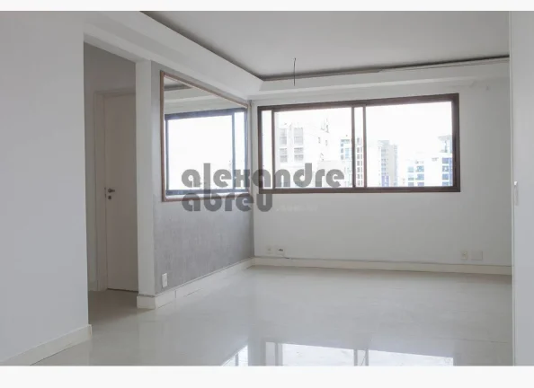 Imagem Apartamento em Moema, próximo ao metrô, disponível para venda ou locação!