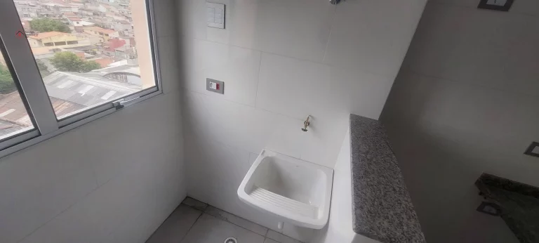 Imagem VENDA e LOCAÇÃO - Apartamento novo, no bairro Vila Margarida, situado na zona Leste, região Leste.