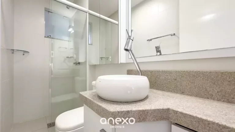 Imagem Apartamento a venda mobiliado em Blumenau com 2 dormitórios sendo uma suíte com 2 vagas.