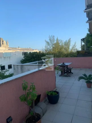 Recreio dos Bandeirantes - Cobertura - 155 m2, direito a uso da laje