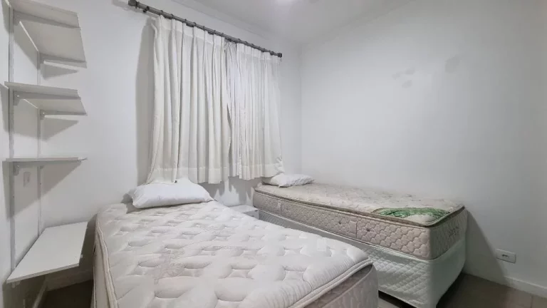 Imagem MARAVILHOSO APARTAMENTO NA PRAIA DE PITANGUEIRAS, 3 DORM. SENDO 1 SUÍTES, 1 VAGA DE GARAGEM, TOTALMENTE REFORMADO.