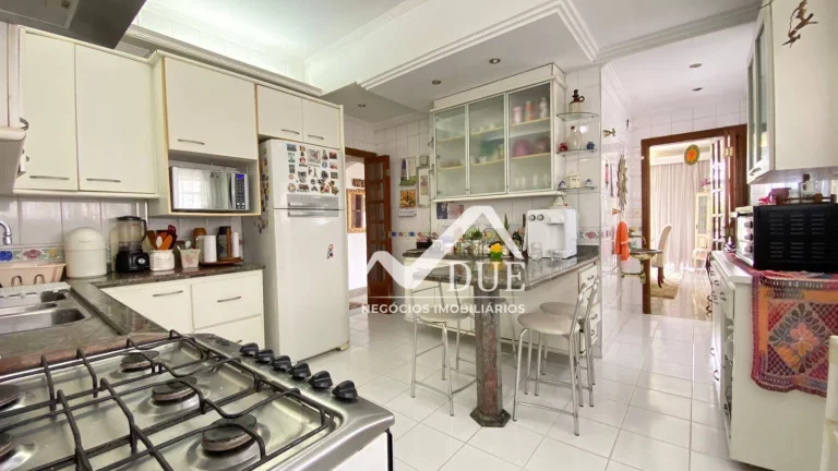 Imagem Apartamento no Gonzaga, frente mar, com vista , amplo e pronto para morar