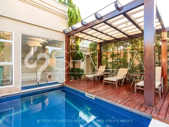Imagem Lindíssima mansão neo-clássica à venda no condomínio Jardim Acapulco no Guarujá