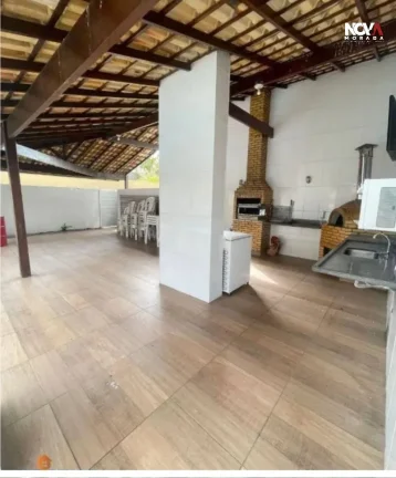 Imagem São 50m² bem distribuídos, com sala aconchegante, cozinha prática, 2 quartos confortáveis e 1 v...