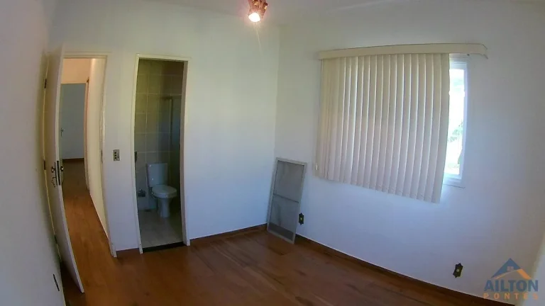 Imagem Casa Duplex com 3 Quartos à Venda em Perocão - Guarapari/ES