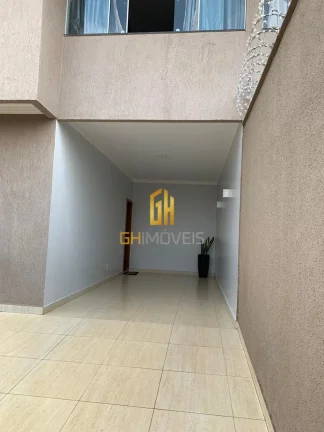 Imagem GH1966

Sobrado com 3 quartos no Jardim Bela Vista, em terreno com 204m² com 148m² de área constr...