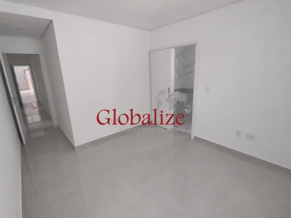 Imagem Sobreposta baixa com 3 suítes , piscina e 1 vaga de garagem no bairro da Ponta da Praia em Santos (SP) por R$.990.000,00