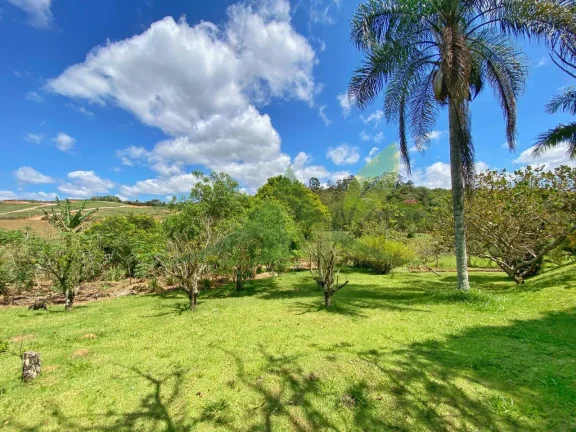 Imagem Refúgio Exclusivo em Atibaia: Sítio com 60.000m² de Natureza e Conforto