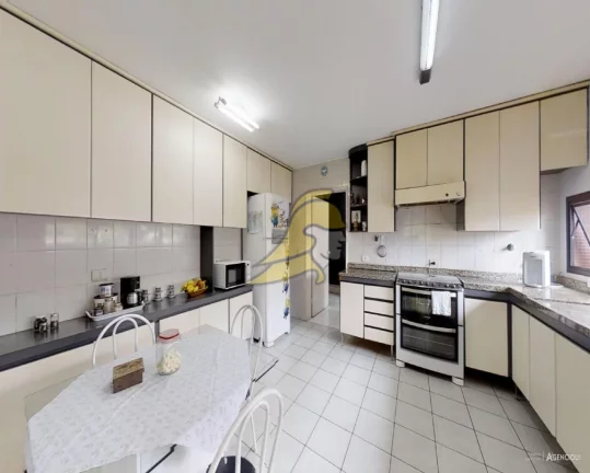 Imagem VILA MASCOTE 1 POR ANDAR APARTAMENTO 216,00 M 4 DORMITÓRIOS SENDO 2 SUÍTES SALA 3 AMBIENTES LAREIRA VARANDA COZINHA AMPLA 3 VAGAS DE GARAGEM