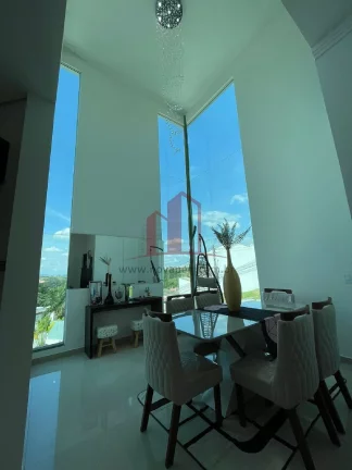 Imagem Casa de Luxo à Venda em Condomínio Villa Verde, Franco da Rocha-SP: 3 Quartos, 1 Suíte, 4 Banheiros, 2 Vagas, 330m² de Pura Elegância!