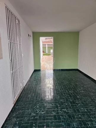 Imagem Casa em área Residencial e Comercial - 340m²