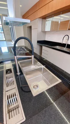 Imagem Casa com 4 dormitórios sendo 2 suite e 02 semi-suites com jacuzzi à venda, 246 m² por R$ 2.600.000,00- Residencial Jardim Primavera - Itumbiara/GO