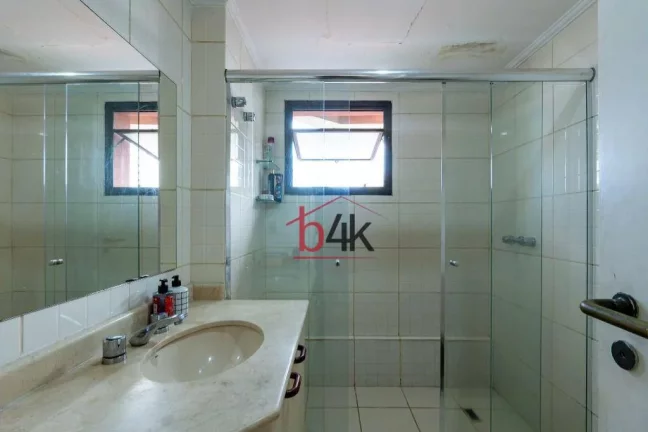 Imagem Apartamento com 4 quartos, 151m² à Venda na Vila Olimpia - SP