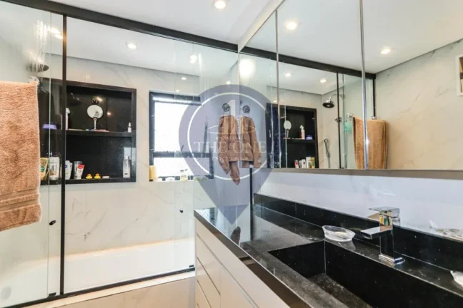 Imagem Imperdível apartamento de luxo em Perdizes, São Paulo-SP: 4 quartos, 3 suítes, 2 salas, 5 banheiros, 3 vagas de garagem, 220m² de área.