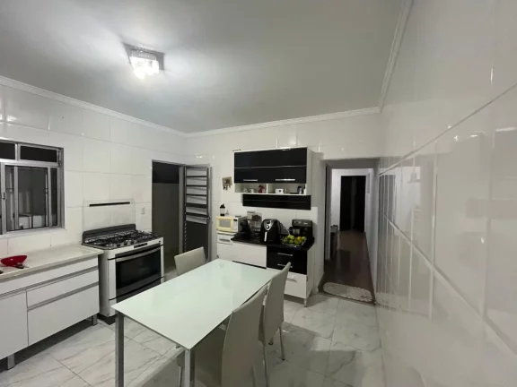 Foto do imóvel: Descubra Seu Espaço Certo Neste Imóvel Versátil!