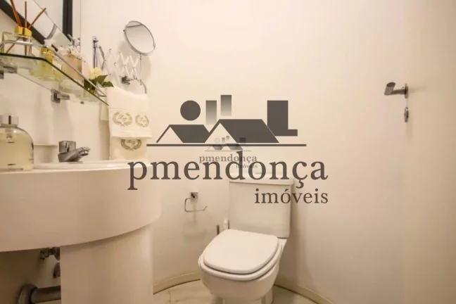 Imagem Maravilhoso Apartamento de 239m² no Alto de Pinheiros, próximo ao Parque Villa Lobos.
