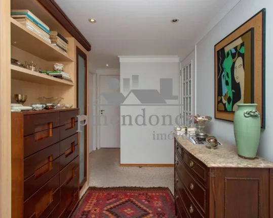 Imagem Excelente apartamento, espaçoso living para 3 ambientes, terraço, lavabo, 4 dormitórios sendo 3 s...