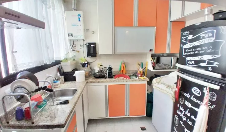 Imagem BARRA BALLI DUPLEX AND.ALTO VISTA LATERAL MAR 75m2 2STS REPLETO ARMÁRIOS