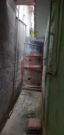 Imagem Ótima Oportunidade! Imóvel com 2 Casas à Venda ? Localização Privilegiada