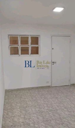 Apartamento reformado, iluminado e pronto para morar –excelente localização