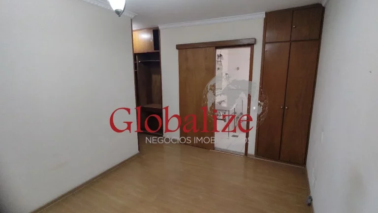 Imagem Apartamento à venda com 3 dormitórios em prédio de frente para praia em Santos