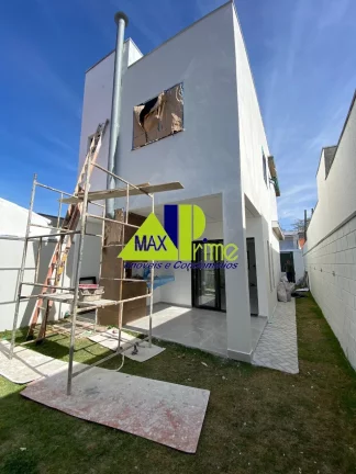 Imagem SOBRADO 105M²/03 DORMITÓRIOS/01 SUÍTE/SACADA/02 VAGAS