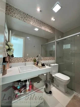 Imagem Casa em Condomínio para Venda em Teresina, Gurupi, 6 dormitórios, 1 suíte, 4 banheiros, 3 vagas