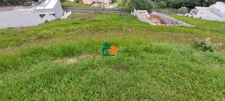 Imagem Terreno para Venda em São Roque, Alpes Paulista (mailasqui)
